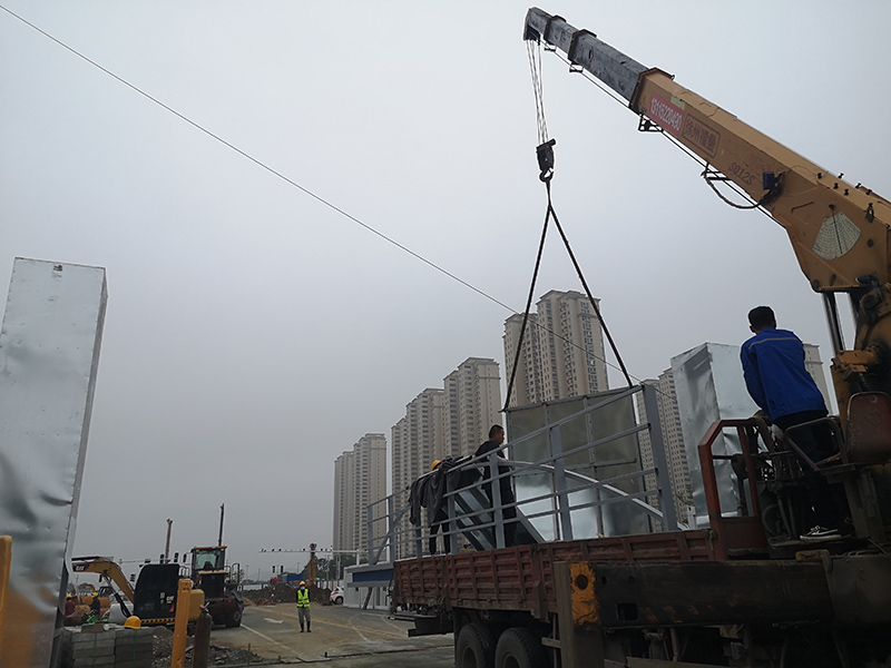 徐州中交隧道地鐵6號線1標項目部大門安裝